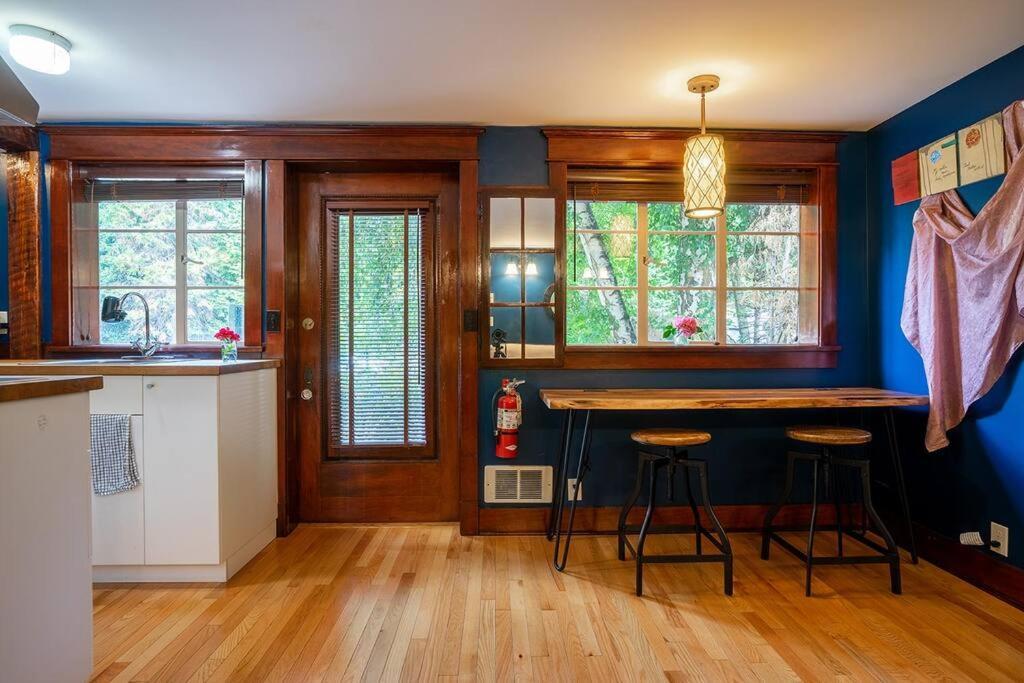 Charming 1Bd Suite In Capitol Hill - Foxglove Inn Seattle Exterior photo