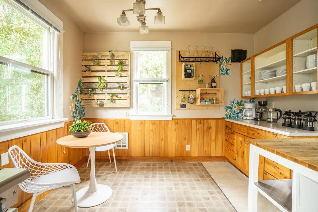 Charming 1Bd Suite In Capitol Hill - Foxglove Inn Seattle Exterior photo